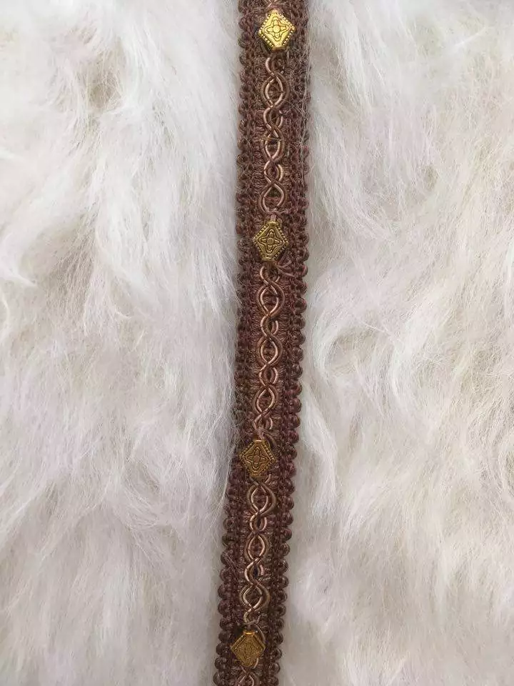 Brown & gold nylon showhalter