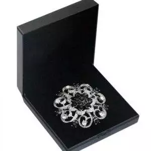 SD® Limited Edition Plastron nål